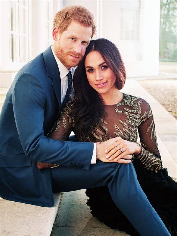 Meghan Markle Outfit Engagement Photos