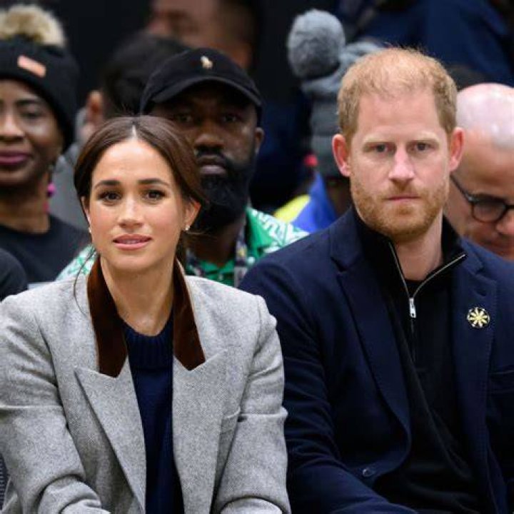 Meghan Markle Reveals Thanksgiving Day Plans With Prince Harry & 2 Kids On ‘Ellen’