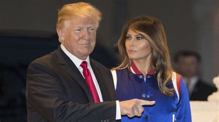 Melania Trump Shading Donald Trump &mdash; PICS