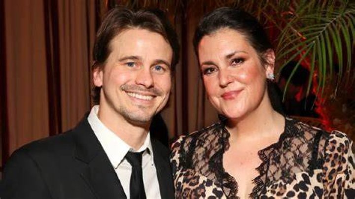 Melanie Lynskey, Jason Ritter. Melanie Lynskey, left, and Jason Ritter arrive at night two of the Television Academy's 2017 Creative Arts Emmy Awards at the Microsoft Theater, in Los Angeles Television Academy's 2017 Creative Arts Emmy Awards - Red Carpet - Night 2, Los Angeles, USA - 10 Sep 2017