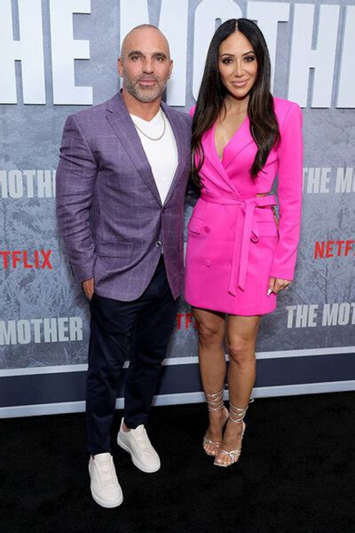 Melissa Gorga, 41, Stuns In Hot Pink Dress During Anniversary Dinner With Hunky Husband Joe