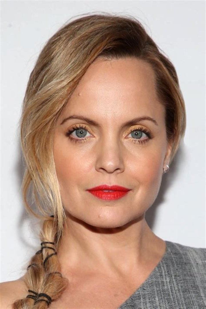 mena suvari