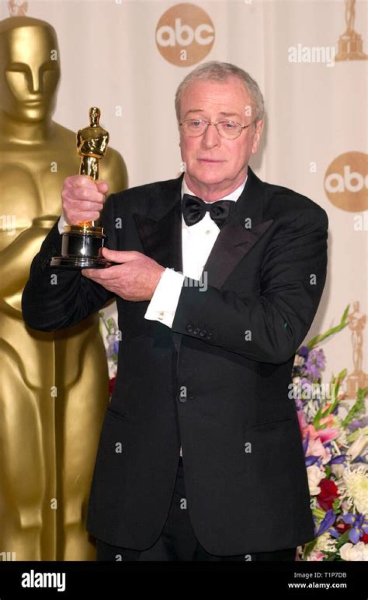 Michael Caine at the 72nd Annual Academy Awards