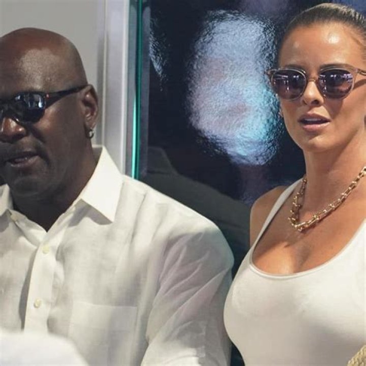 Michael Jordan & wife Yvette Prieto in Saint Tropez