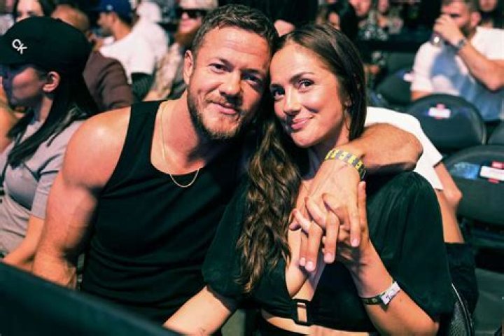 Minka Kelly, Dan Reynolds