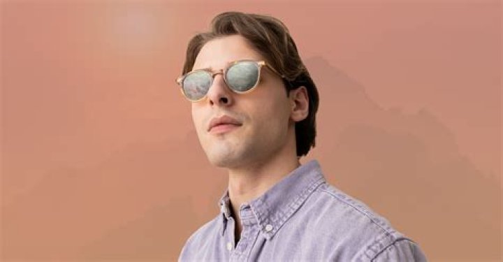 mirror sunglasses