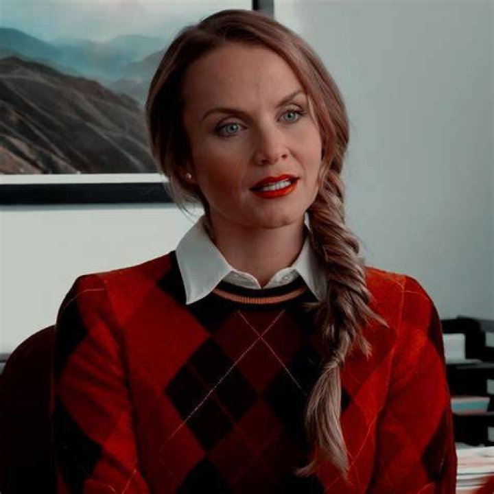 Miss Jenn