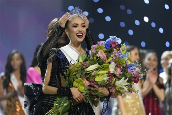 Miss USA Reveals Goal To Spread ‘Child Life’ Care Internationally Ahead Of Miss Universe Competition