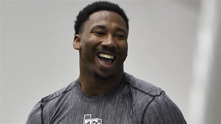 Myles Garrett Celebrity Profile | Football Player – 2017 NFL Top Draft Pick – Hollywood Life