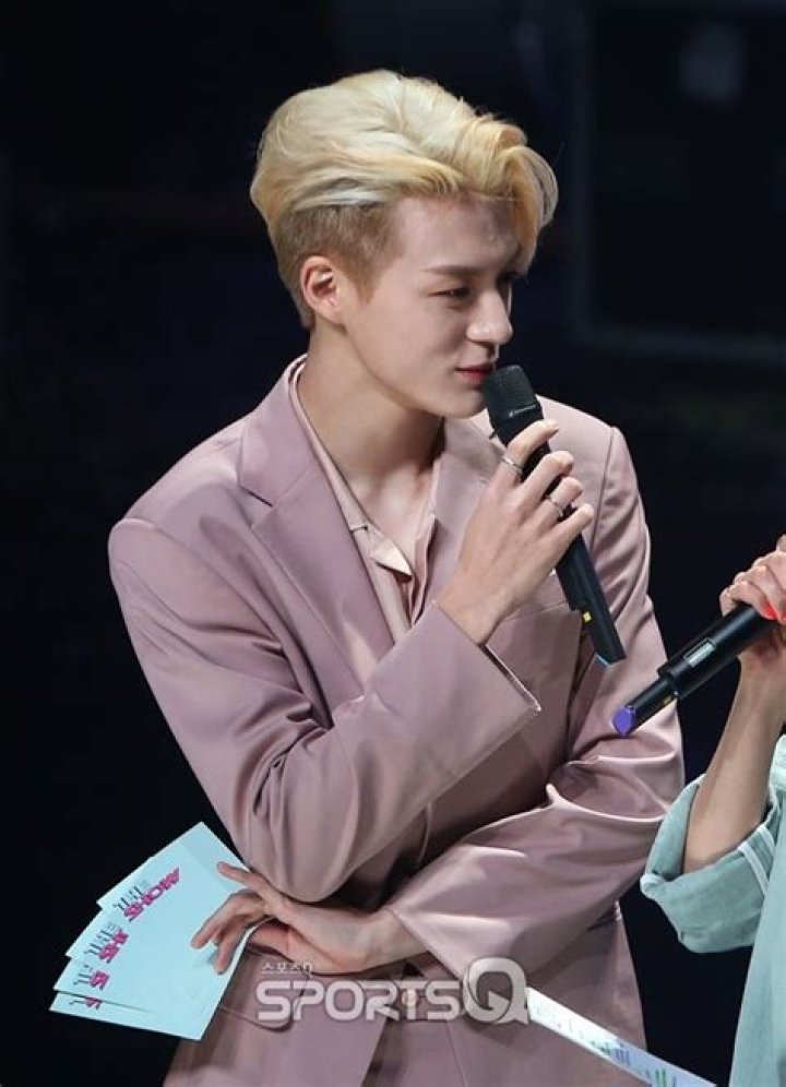 NCT Dream’s Jeno Gets A Blonde Hair Makeover & Fans Are Loving It