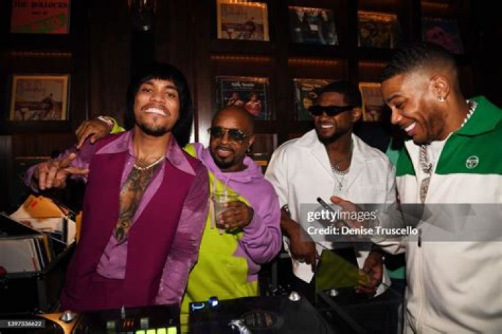 Nelly & Anderson .Paak Headline as T-Mobile Hosts Star-Studded Party at All Star Week