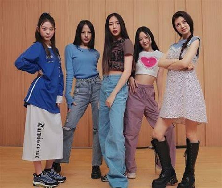 NewJeans