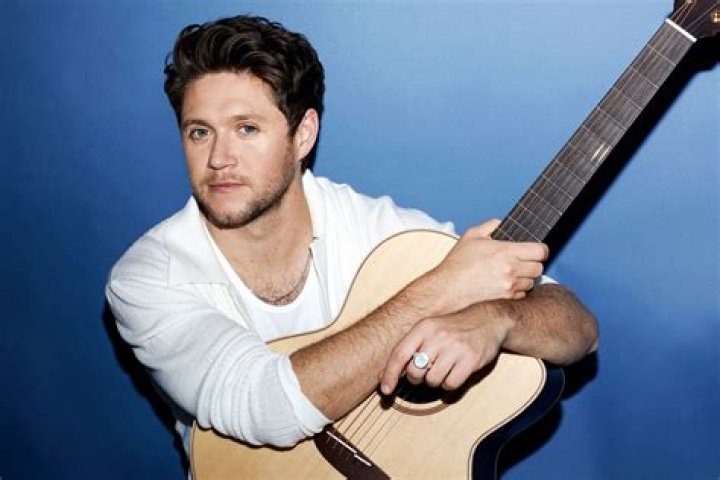 Niall Horan Pictures