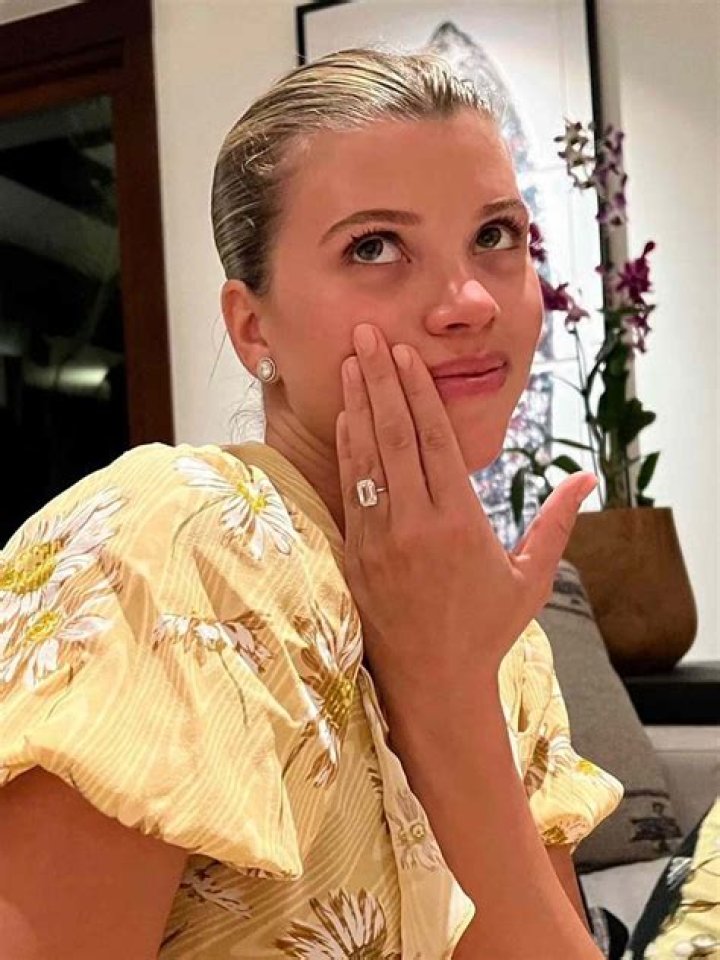 Nicole Richie Celebrates Sofia’s Engagement With Selfie: ‘Can’t Wait To Make This About Me’