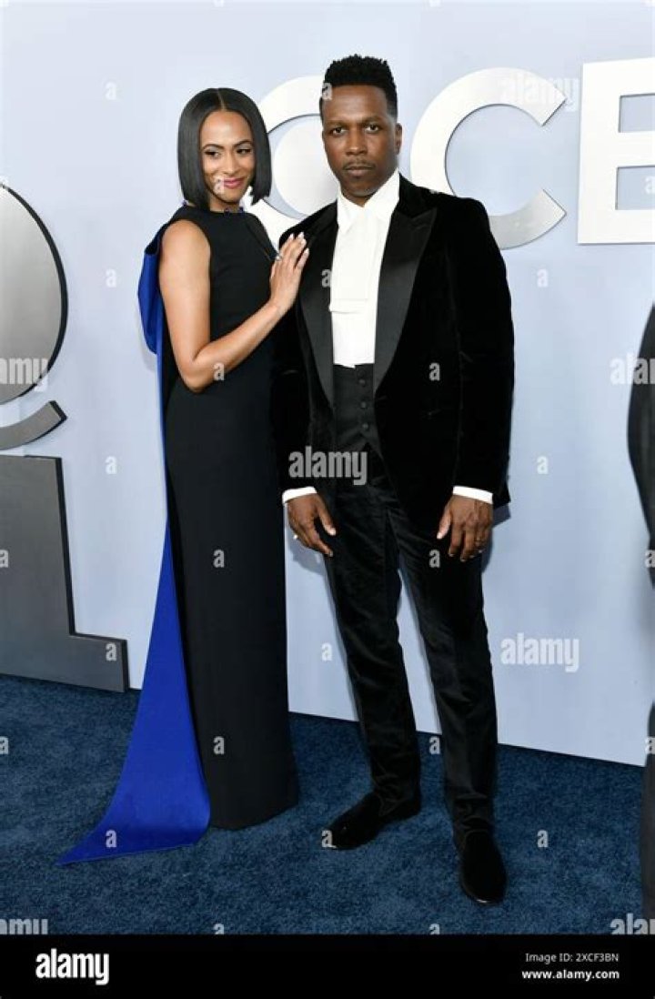 Nicolette Robinson, left, and Leslie Odom Jr. arrive at the Tony Awards at the Beacon Theatre on Sunday, June 12, 2016, in New York. (Photo by Charles Sykes/Invision/AP)