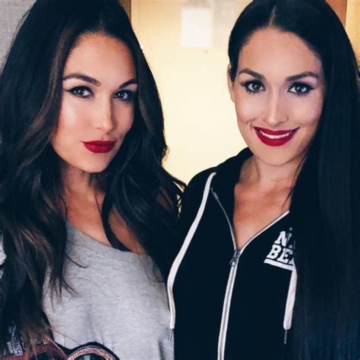 Nikki Bella and Brie BellaNikki and Brie Bella out and about, Studio City, Los Angeles, USA - 15 Feb 2020