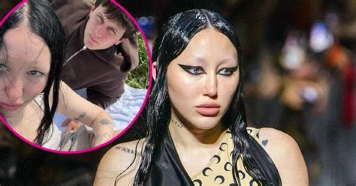 NOAH CYRUS BOYFRIEND