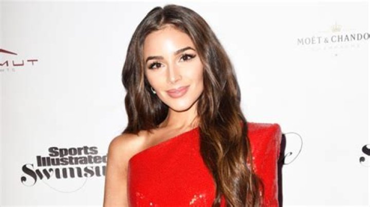 Olivia Culpo Gets Glammed Up In Mini Dress To Celebrate 28th Birthday In Quarantine – Pics