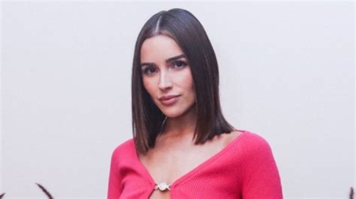 Olivia Culpo Juggles Babysitting Niece & Nephew After Expressing Her Fertility Fears In ‘The Culpo Sisters’ (Exclusive)