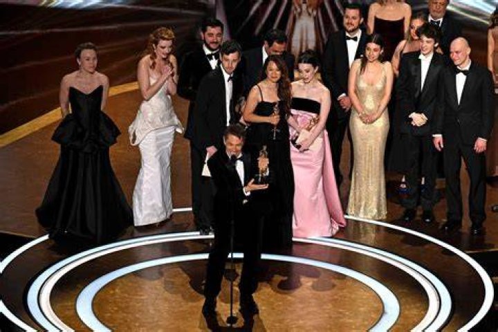 Oscars Best Picture Flub — PICS!