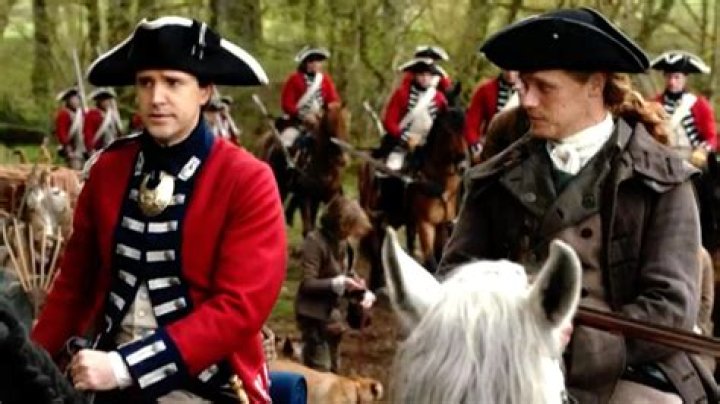 ‘Outlander’ Sneak Peek: Lieutenant Knox Challenges Jamie To A Game Of Chess — Watch