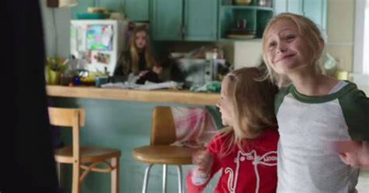 ‘Overboard’ Remake — PICS