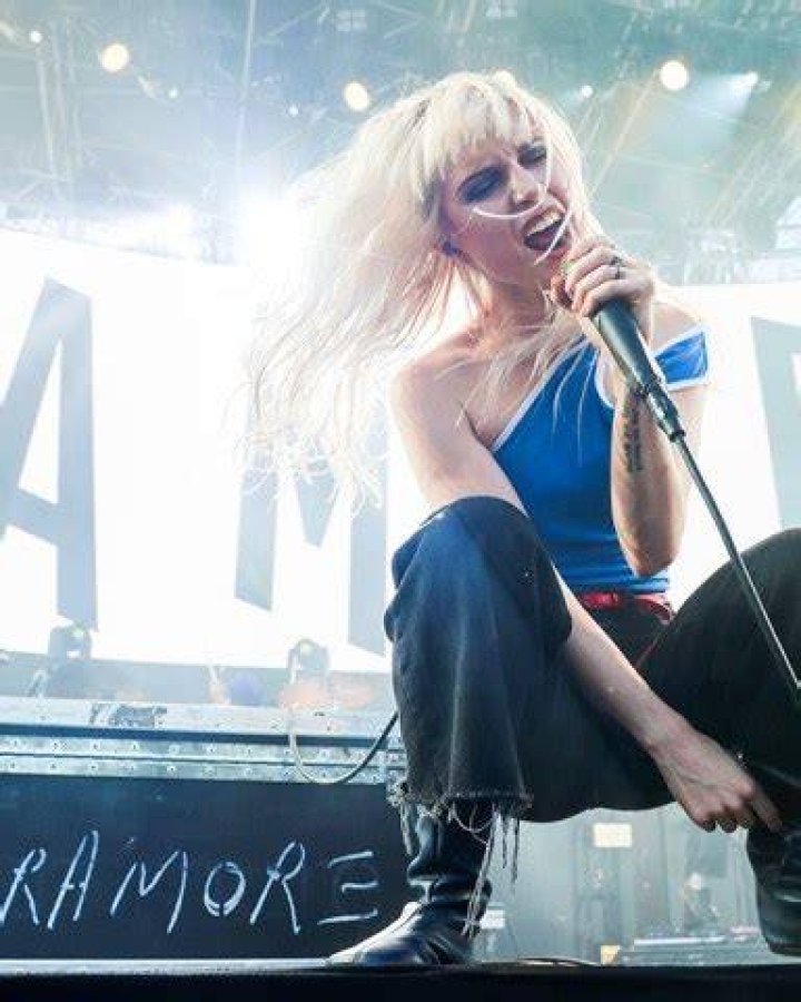 Paramore, Hayley Williams KROQ Weenie Roast y Fiesta - Carson - USA - 20 May 2017