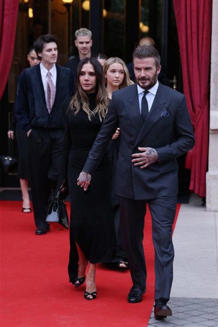 Paris, FRANCE - The Beckham family are pictured attending the Victoria Beckham after-show as part of Paris Fashion Week in Paris, France. Pictured: Victoria Beckham, Harper Beckham BACKGRID USA 30 SEPTEMBER 2022 BYLINE MUST READ: Dede / BACKGRID USA: +1 310 798 9111 / UK: +44 208 344 2007 / *UK Clients - Pictures Containing Children Please Pixelate Face Prior To Publication*