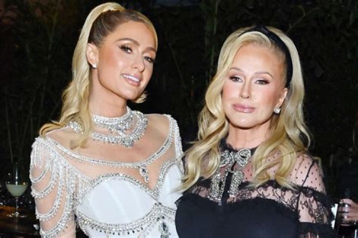 Paris Hilton, Kathy Hilton