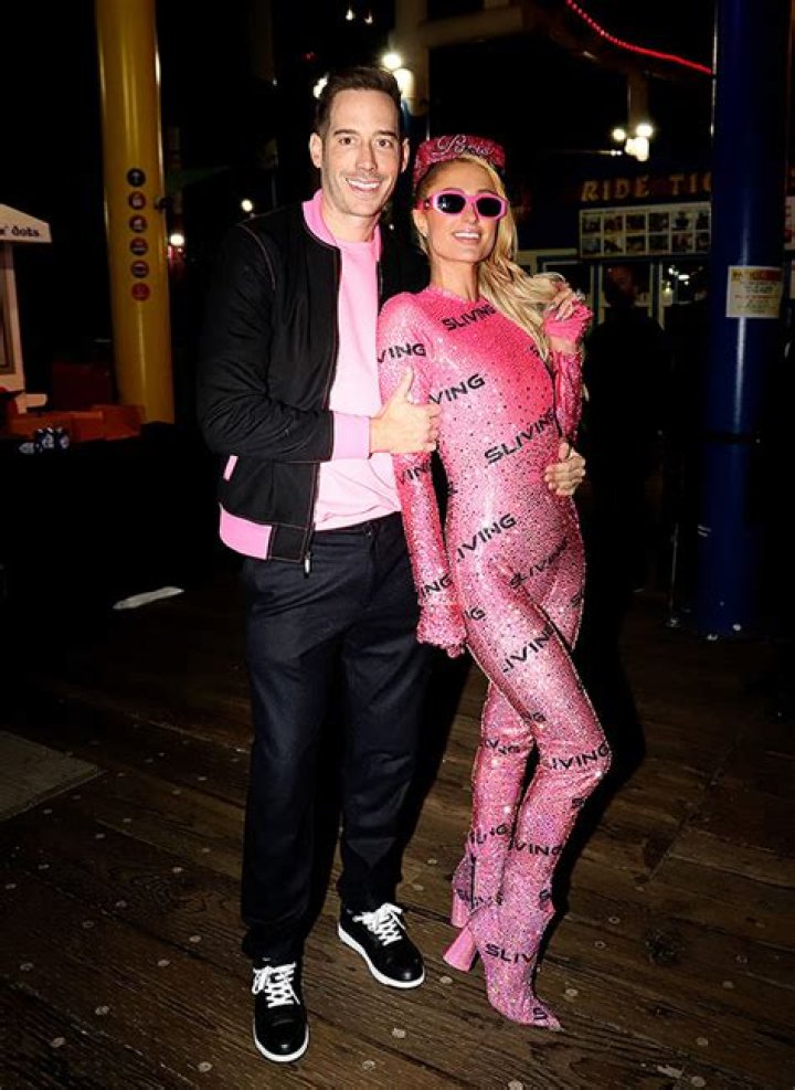 Paris Hilton Rocks Pink Catsuit At Party & Celebrates Anniversary – Hollywood Life