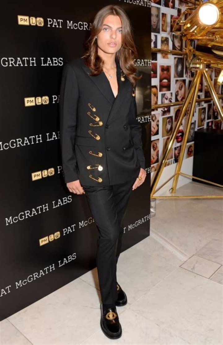 Pat McGrath Muse Damian Hurley launches the Pat McGrath Labs new product range, 'Sublime Perfection: The System' at Selfridges Pat McGrath Labs 'Sublime Perfection: The System' photocall with Damian Hurley, London, UK - 25 Jul 2019 Wearing Versace Same Look Outfit as Liz Hurley