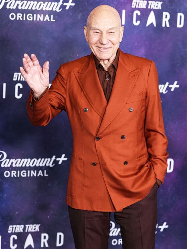 Patrick Stewart Celebrity Profile – Hollywood Life