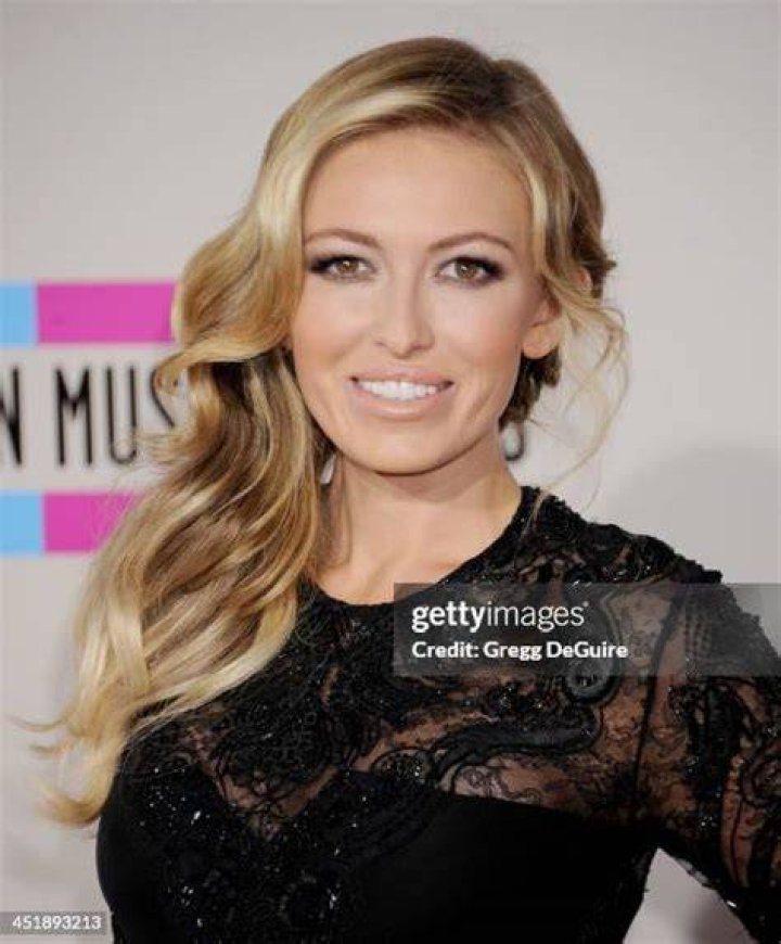 Paulina Gretzky At The 2013 American Music Awards