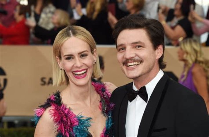 Pedro Pascal, Sarah Paulson