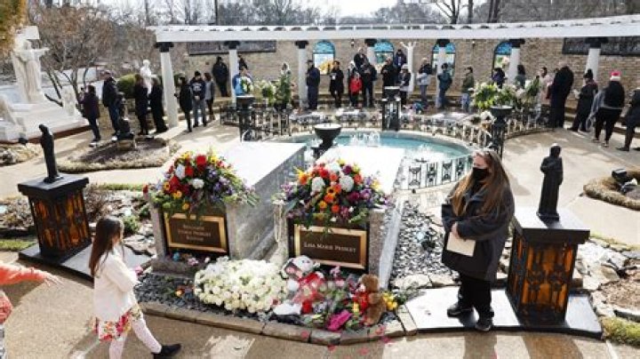 Pel&egrave;&rsquo;s Funeral: Photos
