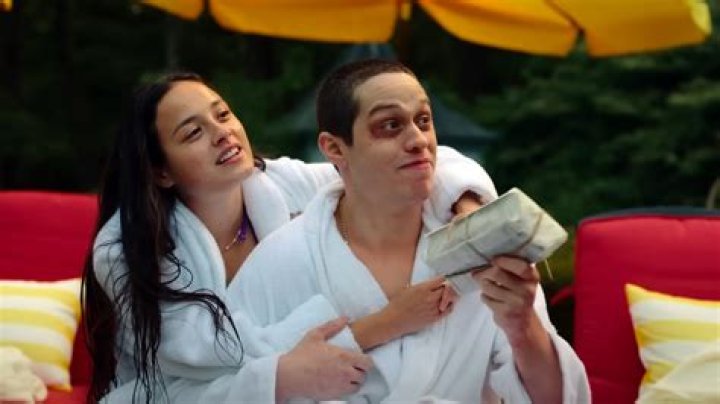 Pete Davidson & Chase Sui Wonders Go For Stroll Amid Romance Rumors: Photos