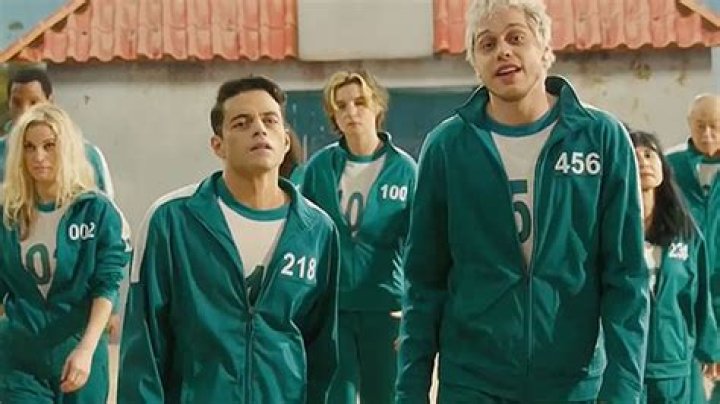Pete Davidson & Rami Malek’s ‘Squid Game’ Sketch — Video – Hollywood Life