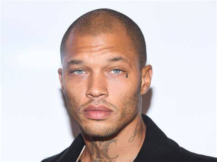 Photos Of His Hottest Looks – Hollywood Life