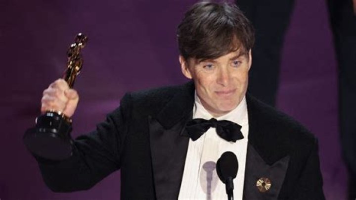 Photos Of The Oscar-Winning Actor – Hollywood Life