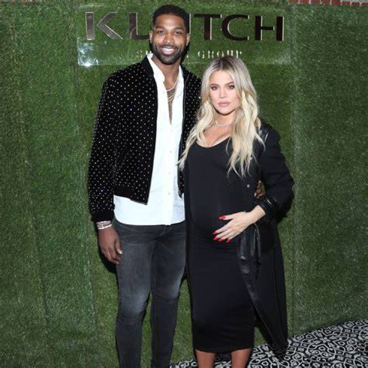 Photos Of Their Baby Bumps – Hollywood Life