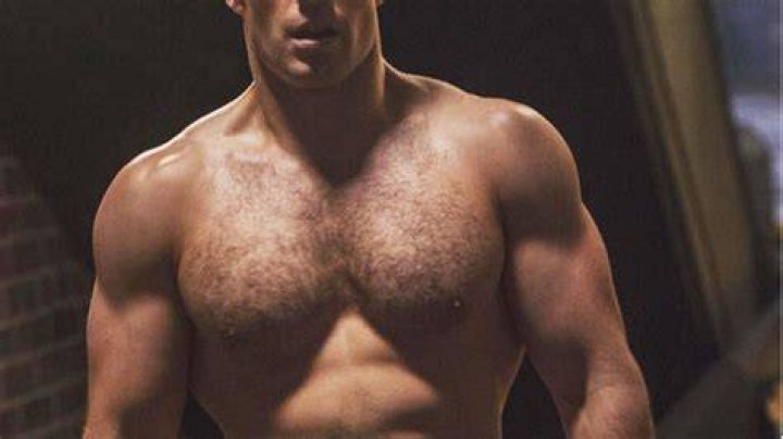 [PIC] Henry Cavill Shirtless & Flashing Rock-Hard Abs & Muscles — Instagram – Hollywood Life