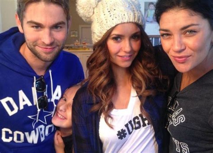 [PICS] Chace Crawford & Nina Dobrev Dating? Pair Spends Thanksgiving Together – Hollywood Life