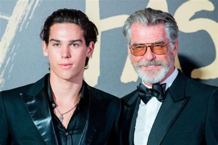 Pierce Brosnan, Paris Brosnan