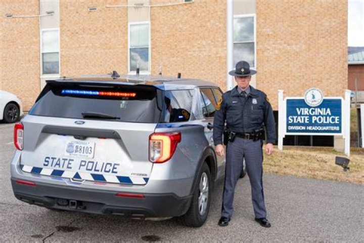 Police officer at the Virginia Beach Municipal Center.
