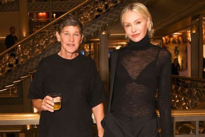 Portia de Rossi & Ellen DeGeneres At The 2017 People&rsquo;s Choice Awards