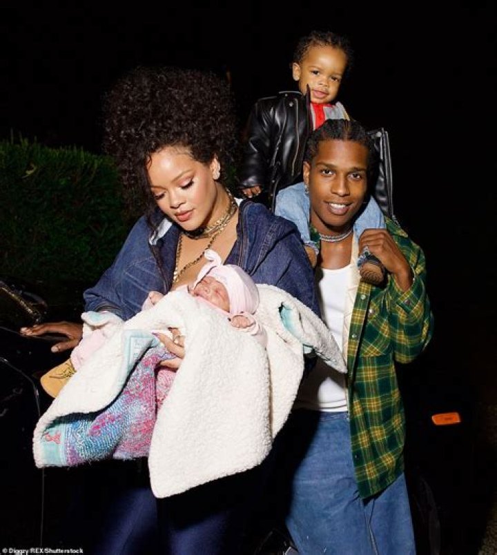 Pregnant Rihanna Shops For Baby Books With A$AP Rocky In Cute New Photo