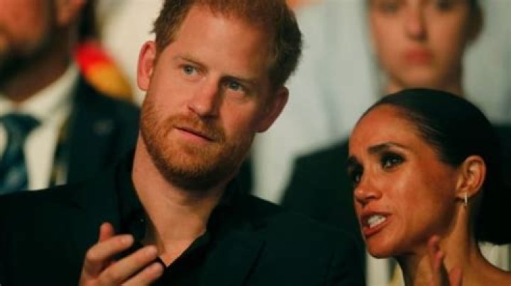 Prince Harry & Meghan Markle Hold Hands on Valentine’s Day at Invictus Games Countdown in Canada: Photos