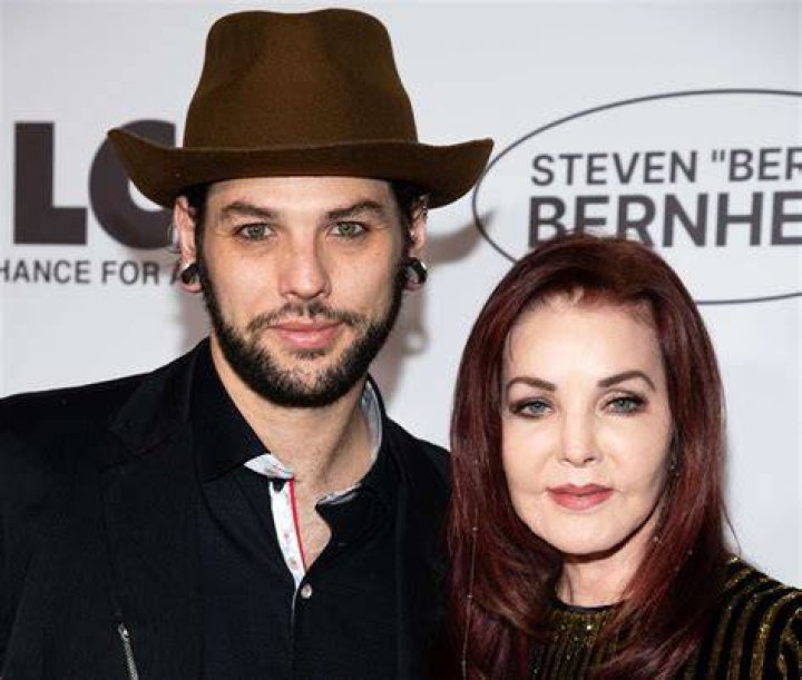 priscilla presley son