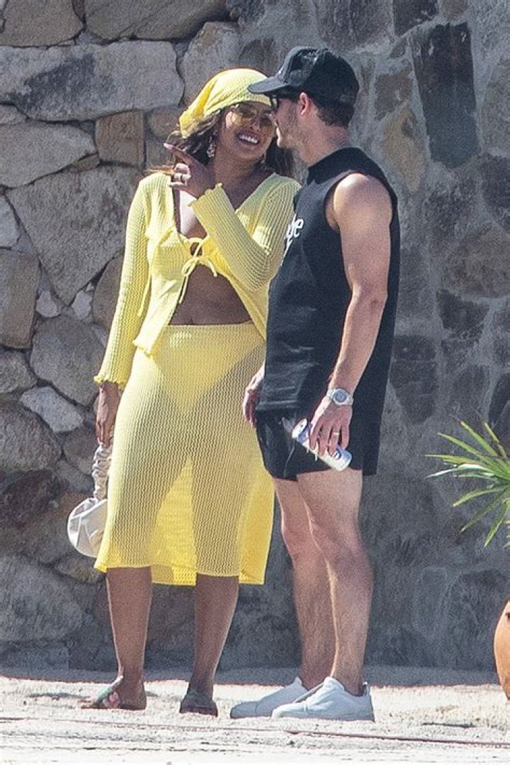 Priyanka Chopra Rocks Yellow Swimsuit & Nick Jonas Can Only Say ‘Damn’ – Hollywood Life