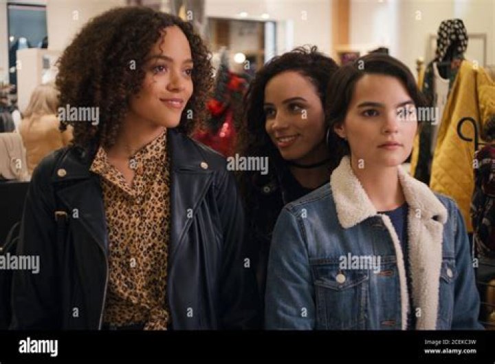 Quintessa Swindell & Brianna Hildebrand